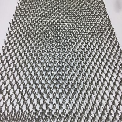 Innenarchitektur 80% Offene Fläche Metall Spulen Draperie mit individueller Länge und 9mm Draht Pitch ISO9001 Zertifizierung