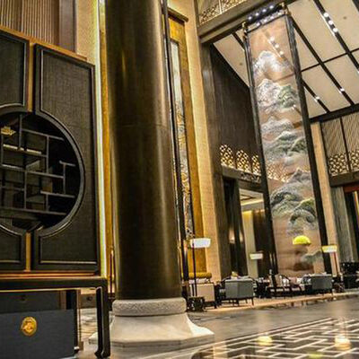 Gute Flexibilität Architekturalnetz aus Edelstahl mit 2,5 mm X 4 Kabeldurchmesser und antiker Bronzeplattierung für Gebäudefassaden